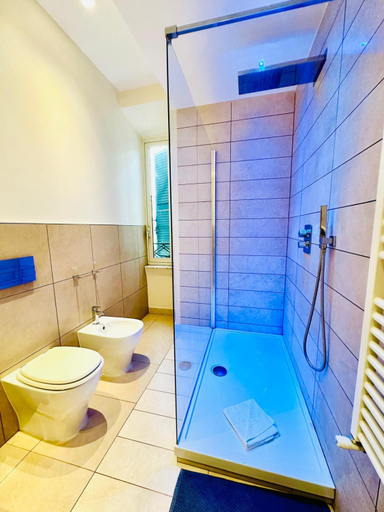 Bathroom 3, Santa Maria Maggiore House, Roma