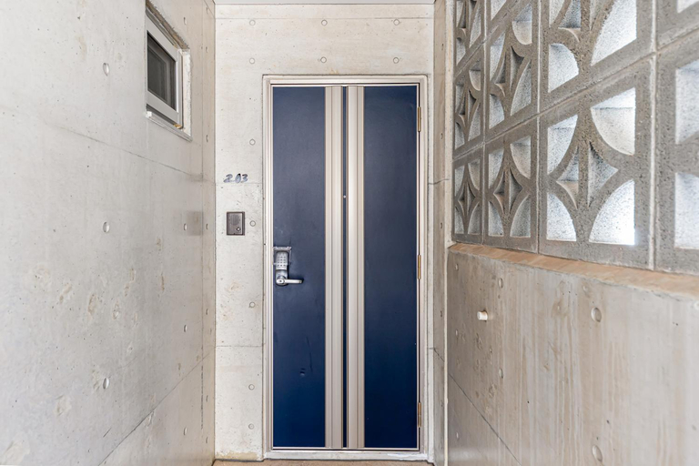 Others 3, Casa Leo ASATO カサレオ安里, Naha