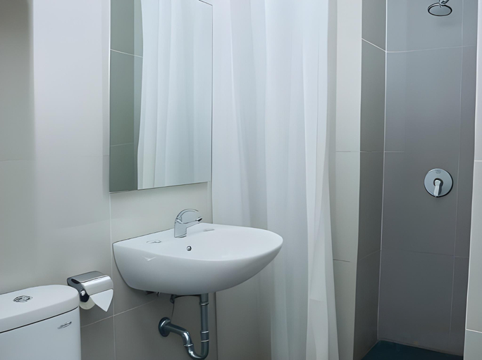 Bathroom, Hotel Grand Sayang Makassar, Makassar