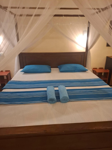 Bedroom 2, Blue Point Rest, Tangalle