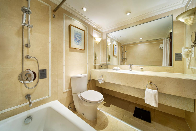 Bathroom 5, Hotel Kunlun Beijing, Beijing