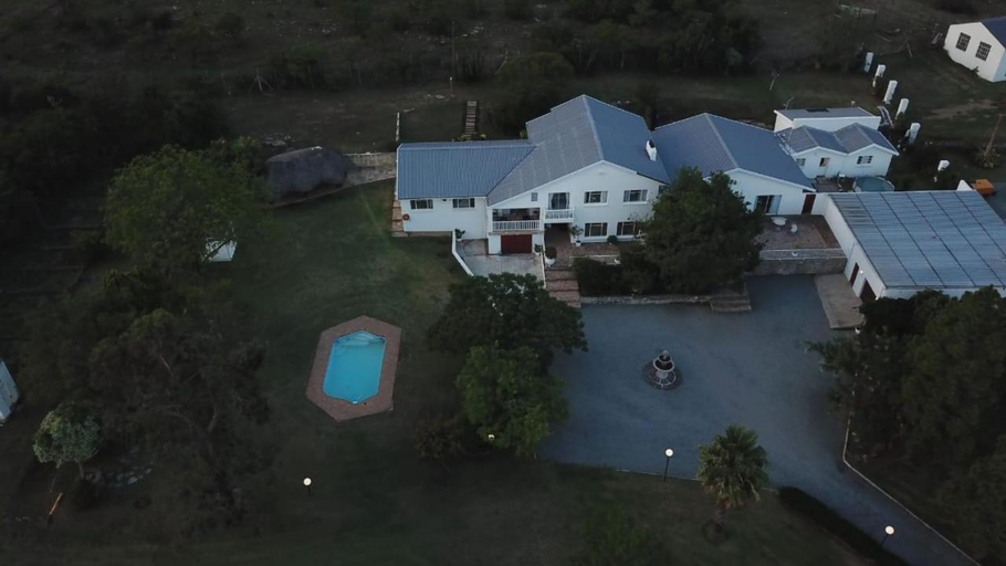 Others 2, The Mountain Lodge, Chris Hani