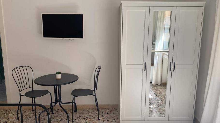 Others 5, Bed and Breakfast Alvarez De Toledo, Napoli