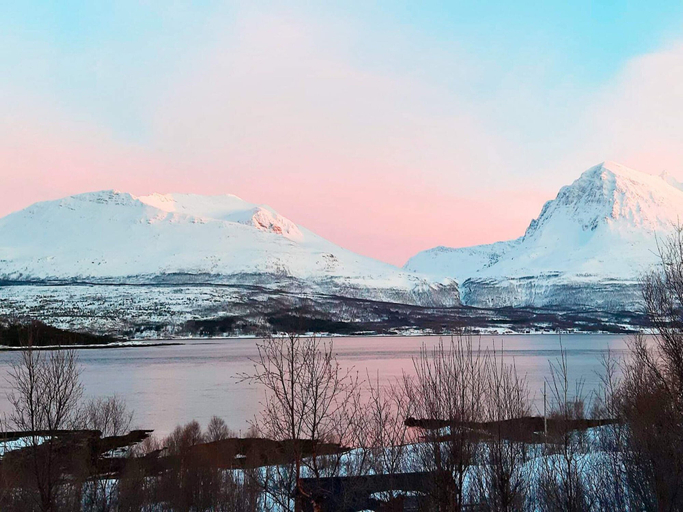 Others 3, 5 Person Holiday Home in Straumsbukta, Tromsø