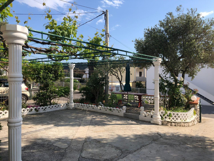 Exterior view 4, Apartments Milan, Lopar/Supetarska Draga
