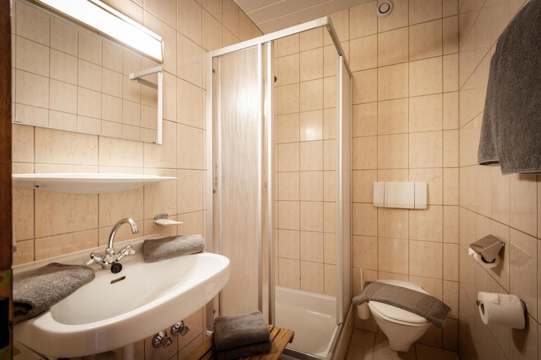 Bathroom, Pension Schneerose, Kufstein