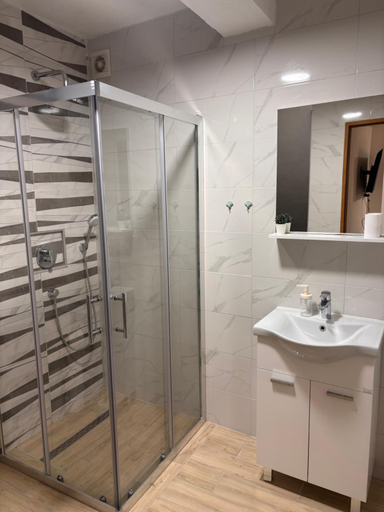Shower 5, N E G R O Apartments - Novalja, Novalja