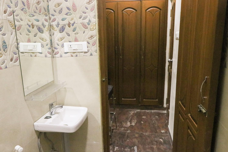 Bathroom 2, M3 HOMESTAY, Madurai