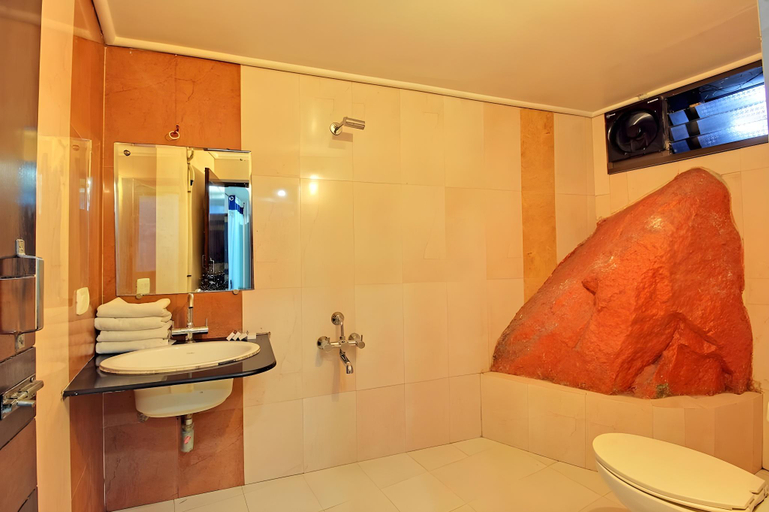 Bathroom, HOTEL ASHOKA (Nakki lake - 450 metre), Sirohi