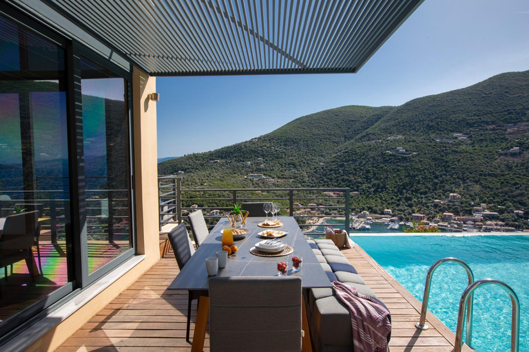 Food & Drinks, The Dynasty Villas, Ionian Islands