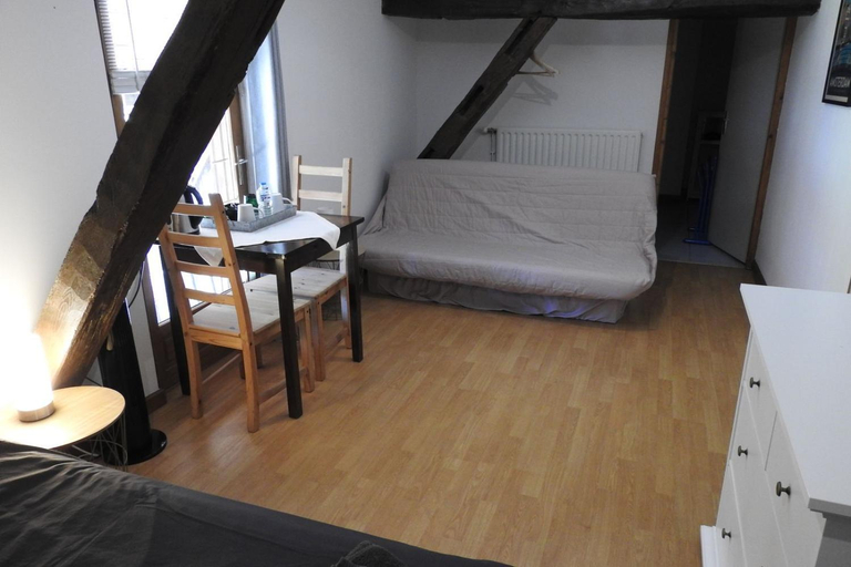 4, La Varniere - B&B with communal kitchen, Haute-Marne