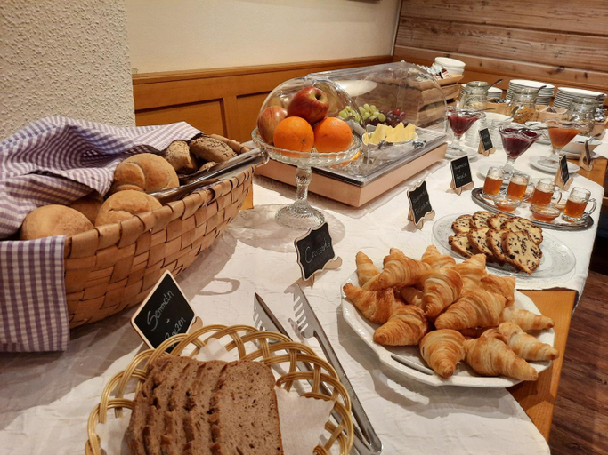 Food & Drinks 2, Hotel Garni Alpenblick, Traunstein