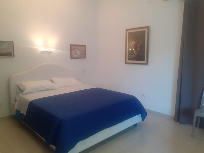 Bedroom 4, La Posada, Brindisi