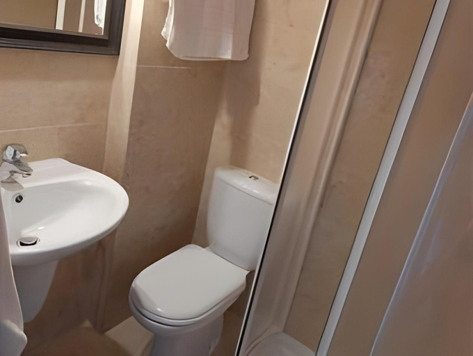 Bathroom 2, Fotis Rooms, West Greece