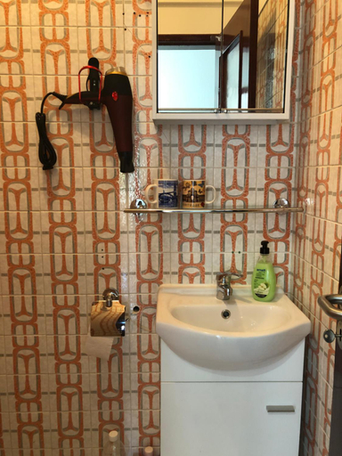 Bathroom 3, Lovely Home, Setúbal