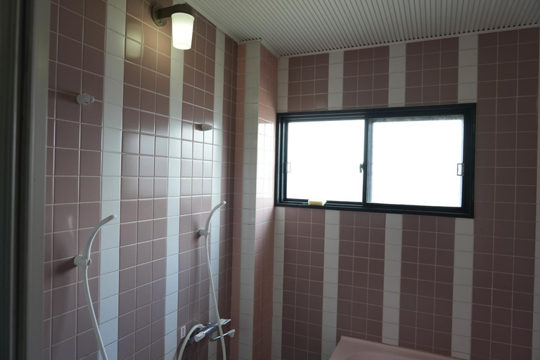 Bathroom 2, 高島市安曇川町琵琶湖徒歩3分エクシブ 高島 近くBbQ自転車無料貸出, Takashima