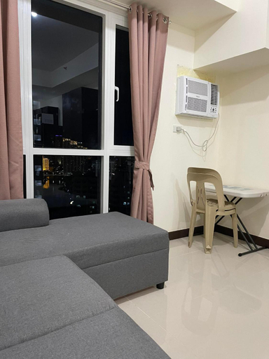 Bedroom 4, Studio Bunkbed Netflix, 100MBPS wifi, Pool Access, Pasig City