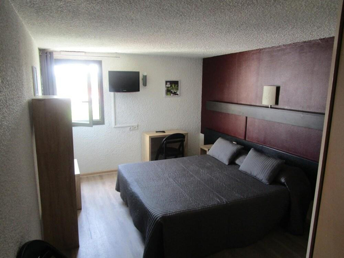 Bedroom 2, Hotel Les Tourrades, Alpes-Maritimes