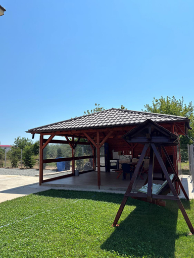 Others 5, Vila Diana, Mangalia