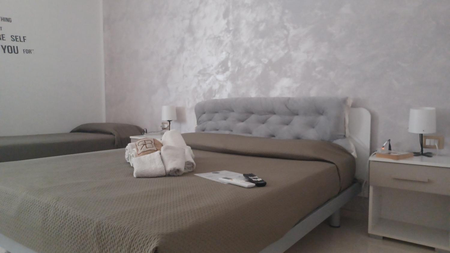 Bedroom 2, B&B Le perle, Matera