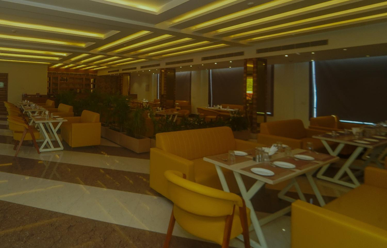 Food & Drinks 5, Hotel President Park, Gurdaspur