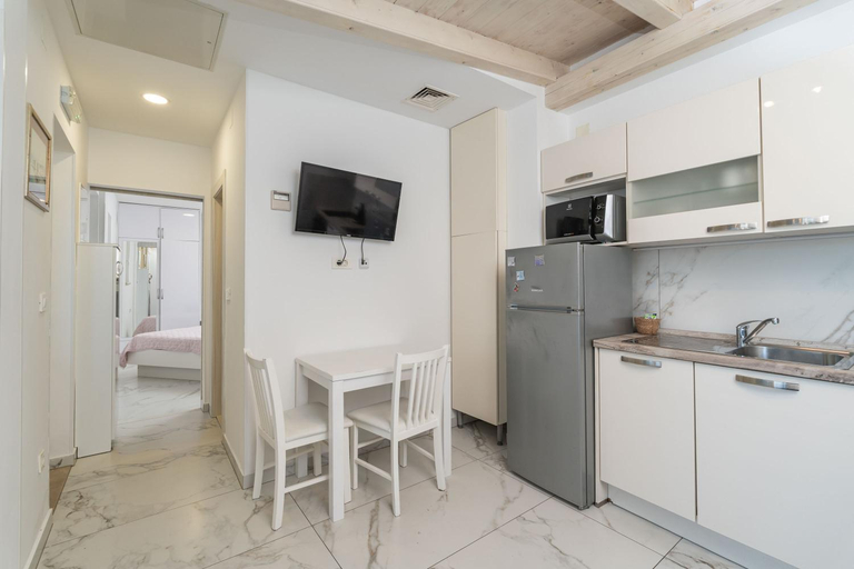 Others 5, Apartment Riki - Studio Apartment with Balcony and City View A2, Dubrovnik