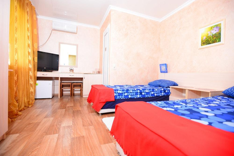 Bedroom 3, Mini hotel Irena, Sochi gorsovet