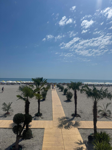 Others 4, Hotel Meteor, Mangalia