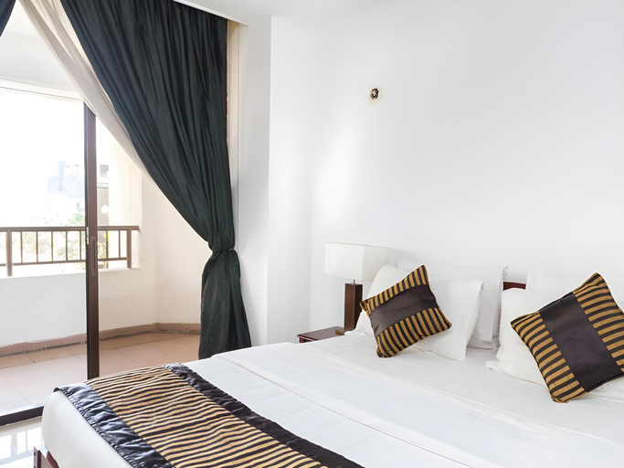 Bedroom 3, Crescat Residencies Apartments, Colombo