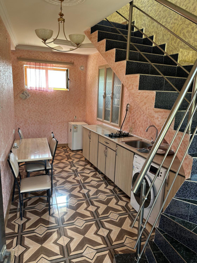 Others 4, Tatev Inn Shinuhayr