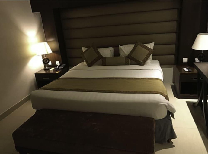 Bedroom 2, Hotel the Jeevens, Gujranwala