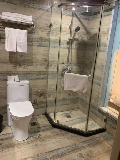 Bathroom, LinQuan Spring Garden Hotel, Fuyang