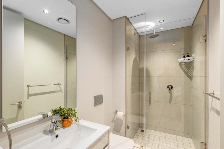 Bathroom 4, Ellipse Waterfall Luxury Apartments, City of Johannesburg