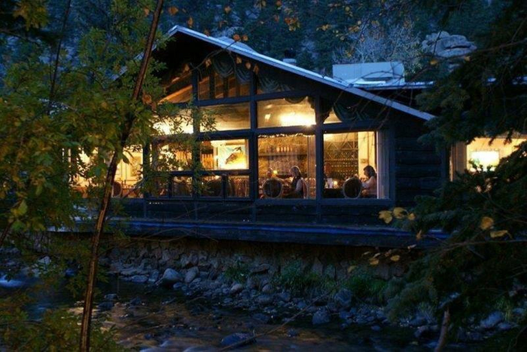 Exterior & Views, Nicky's Resort, Larimer