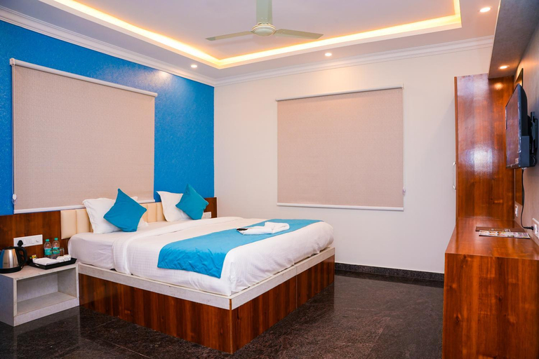 Bedroom 3, Hotel Skylights, Bangalore Rural