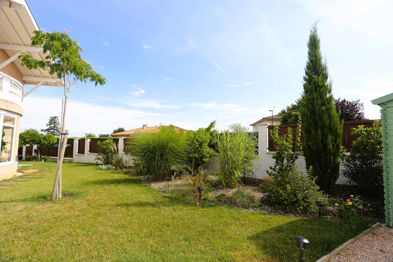 Others 5, Les chambres de la Dombes, Ain