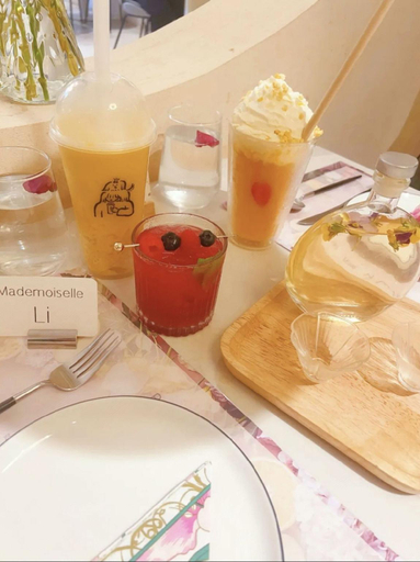Food & Drinks 4, Phoenix International Serviced Apartment, Suzhou