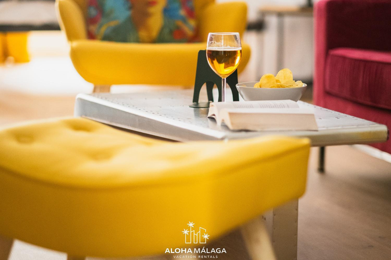 Food & Drinks 4, CAN Malaga Apartments, Centro Historico By AlohaMalaga, Málaga