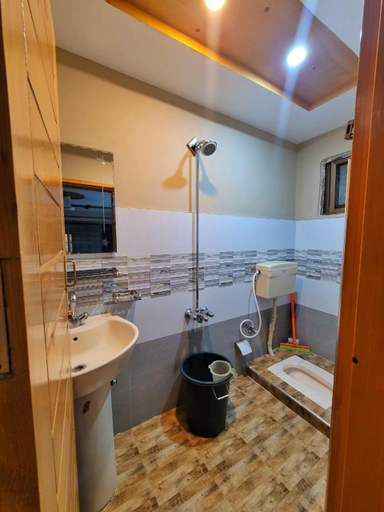 Bathroom 4, Hikk Inn Skardu, Northern Areas