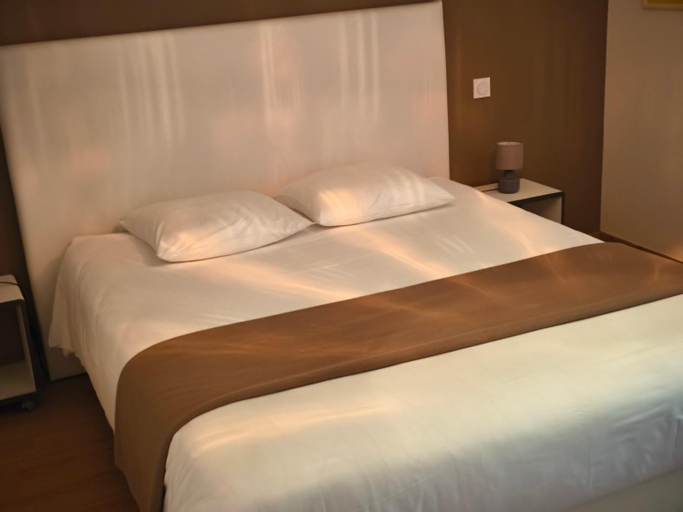 Bedroom 2, Domaine du Parc Waechter, Tarn-et-Garonne