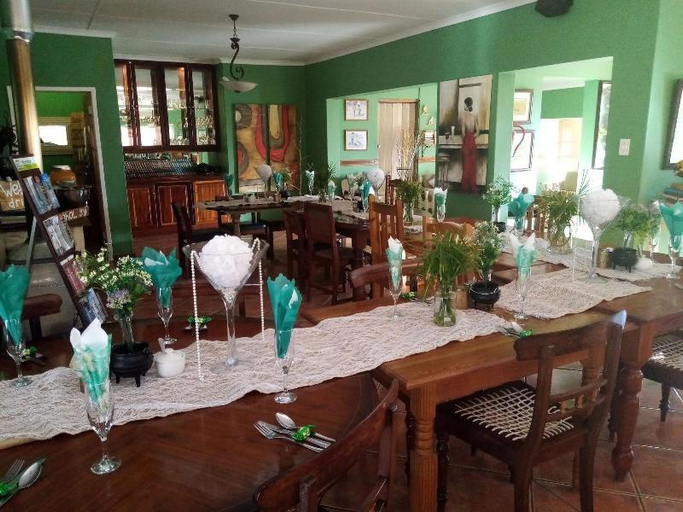 Food & Drinks 5, Daisy Country Lodge, Namakwa