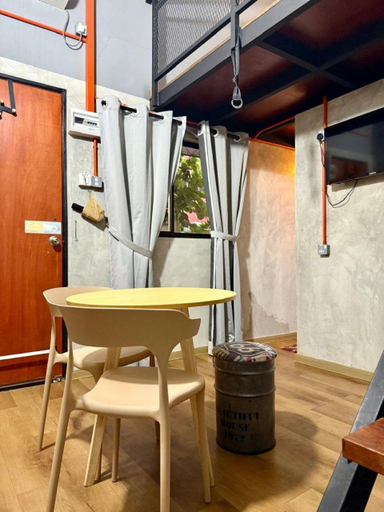 Bedroom 2, Ardour Lodge - Room A5(DUPLEX COUPLE ROOM), Penang Island