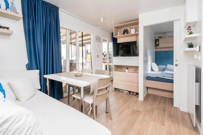 Bedroom 2, Mobile home with private covered terrace, Pakoštane