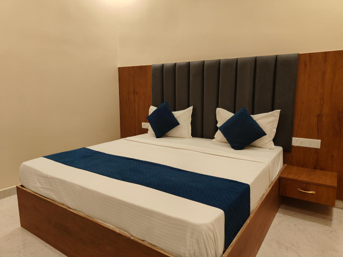 Bedroom 2, Hotel Ramayan Elite Best Family Hotel 2 KM from Shree Ram Ji Mandir, Faizabad