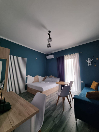 Bedroom, Vila Egeus, Beratit