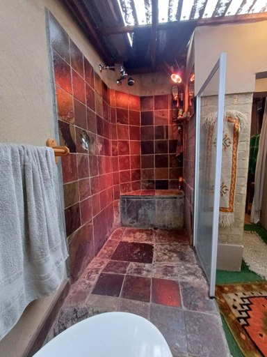 Bathroom 2, Rustic Unique - Bush Glamping Retreat, West Rand