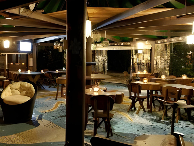 Food & Drinks 4, Grajagan Surf Resort, Paranaguá