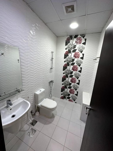 Bathroom, Economical Rooms for rent in Dubai, Dubai