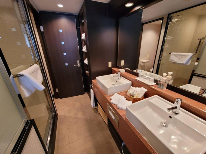 Bathroom 4, Rose Hotel Yokohama, The Distinctive Collection By WORLDHOTELS, Yokohama