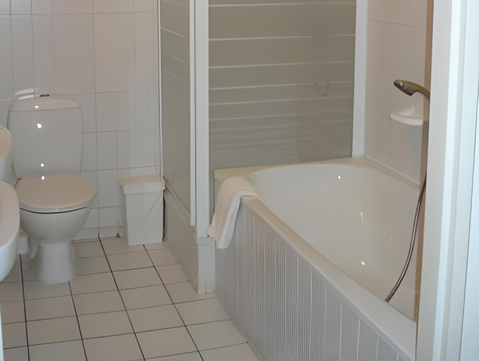 Bathroom 4, Appartementenhotel Tjermelan Terschelling, Terschelling